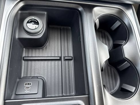 New 2027 Ford Expedition Max Active RWD image 32