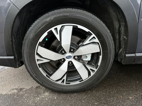Used 2021 Subaru Forester Touring AWD/4WD image 40