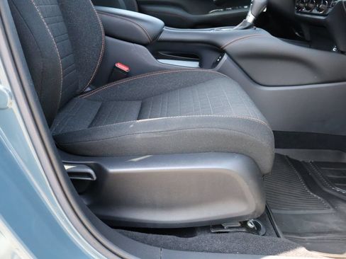 Certified 2025 Honda HR-V Sport image 10