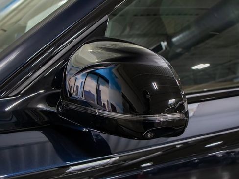 Used 2026 BMW XM Label Red image 10