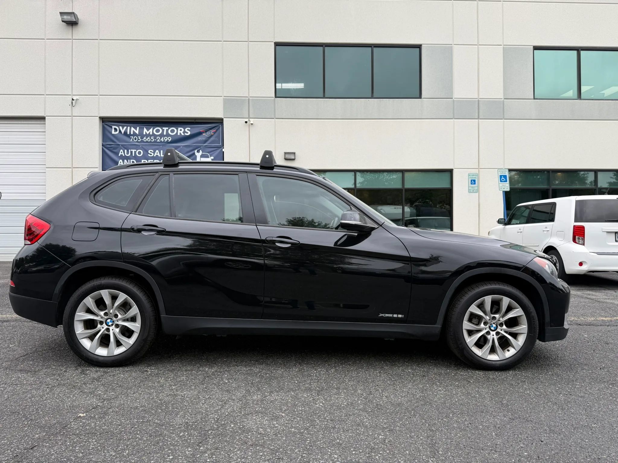 Used 2014 BMW X1 xDrive28i AWD/4WD image 3
