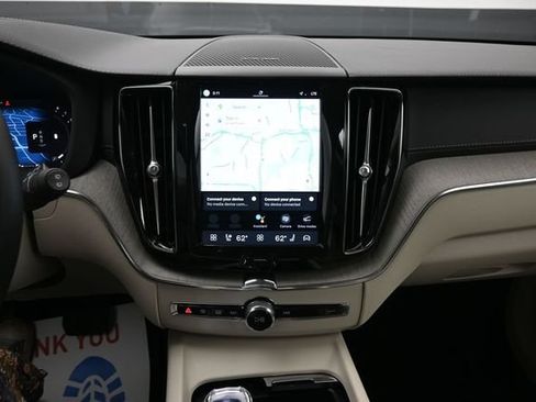 Used 2023 Volvo XC60 B5 Ultimate w/ Climate Package AWD/4WD image 14