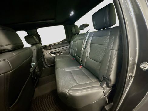 Used 2025 Toyota Tundra Limited image 30