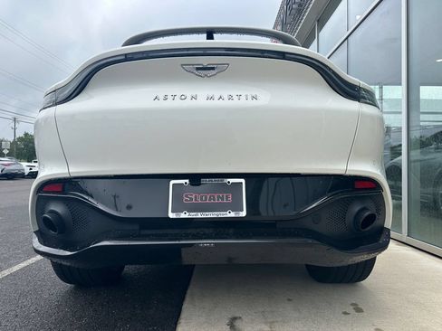 Used 2021 Aston Martin DBX AWD/4WD image 28