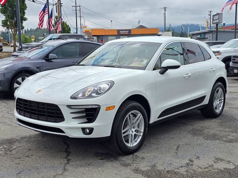 Used 2015 Porsche Macan S AWD/4WD image 3