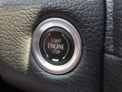 Used 2021 GMC Yukon Denali w/ Denali Premium Package AWD/4WD image 27