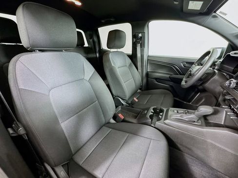 Used 2024 Chevrolet Colorado W/T image 26