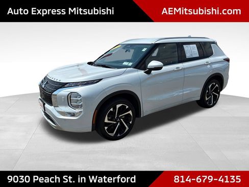 Used 2024 Mitsubishi Outlander SEL AWD/4WD image 3