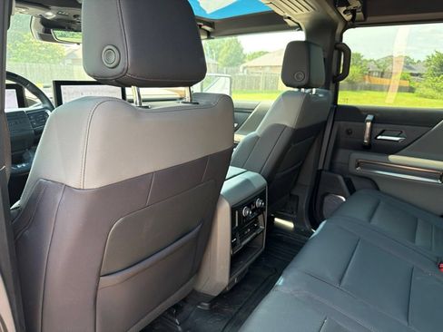 Used 2025 GMC Hummer EV 3X w/ LPO, Dark Essentials Package AWD/4WD image 24