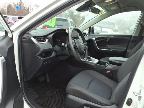Used 2023 Toyota RAV4 LE image 20