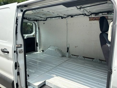 Used 2016 Ford Transit 150 130 Low Roof RWD image 15