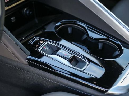 Certified 2025 Audi Q5 Premium Plus w/ Premium Plus image 19