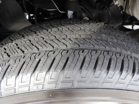 Used 2020 Ford Ranger XL image 44