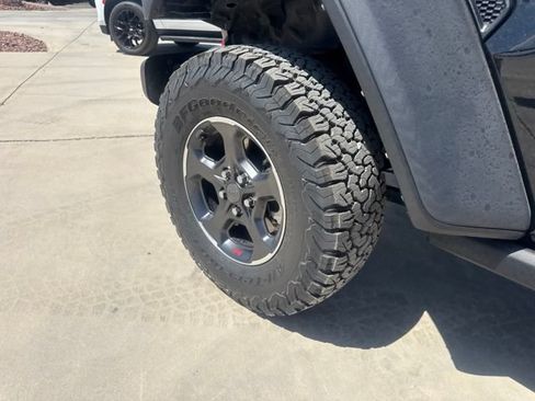 Certified 2023 Jeep Gladiator Rubicon w/ Trailer Tow Package AWD/4WD image 8