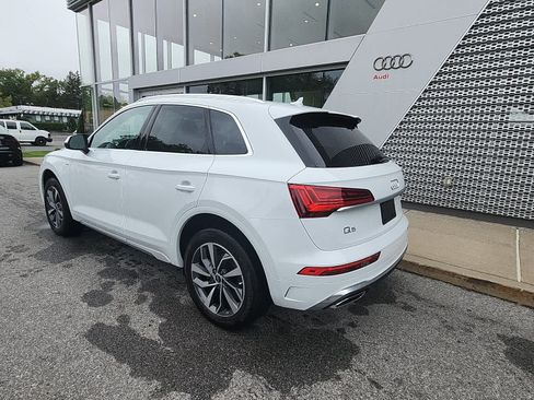 Used 2024 Audi Q5 2.0T Premium Plus w/ Premium Plus Package AWD/4WD image 7