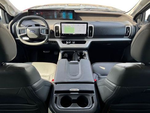 Certified 2025 Ford Expedition Max Active AWD/4WD image 10