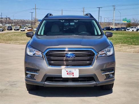 Certified 2022 Subaru Ascent Limited w/ Technology Package image 2
