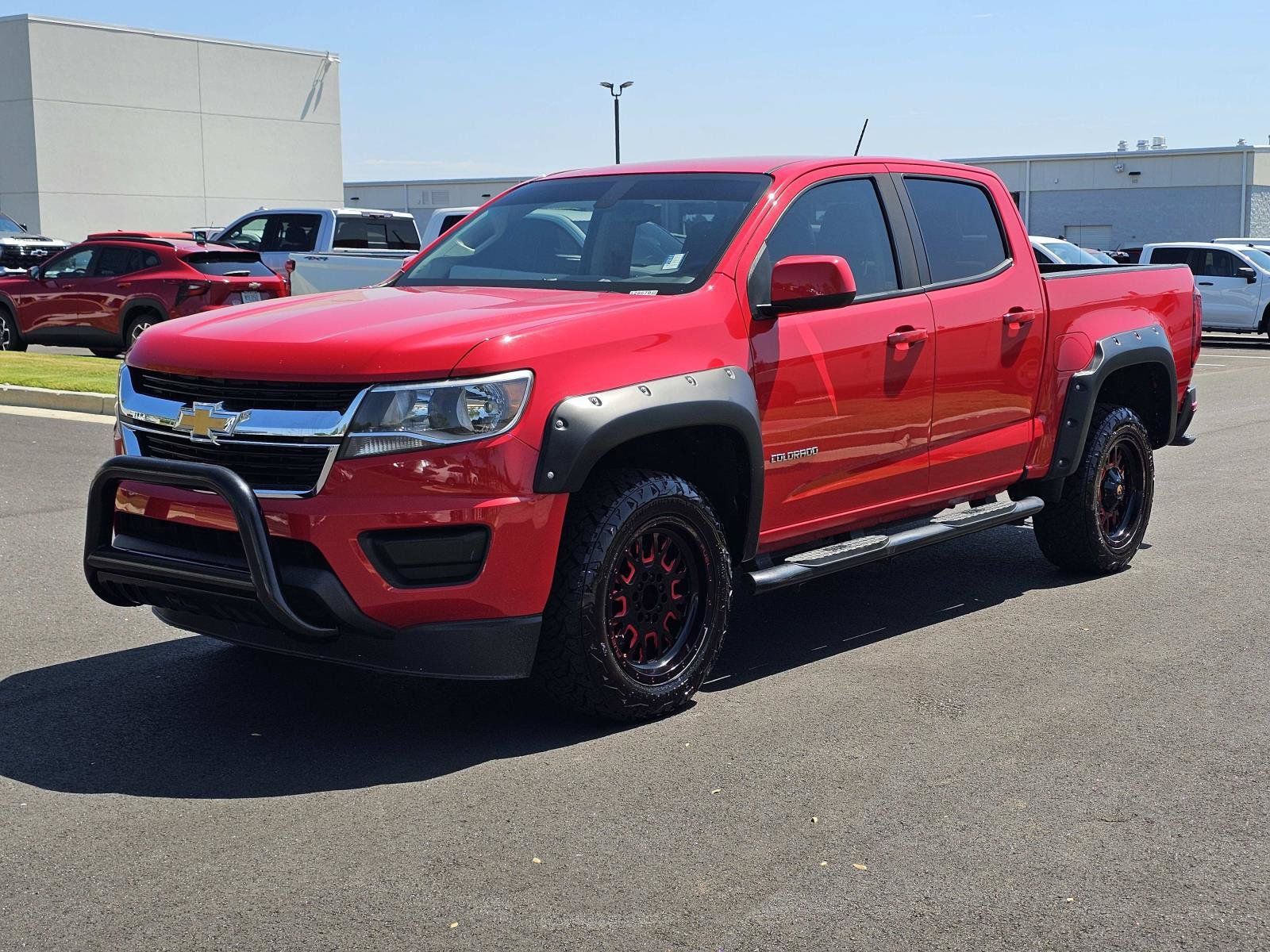 Used 2019 Chevrolet Colorado W/T w/ Custom Special Edition RWD image 2