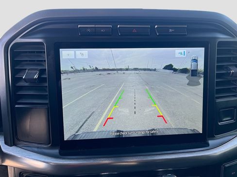 Used 2022 Ford F150 Lariat w/ Equipment Group 501A Mid image 14