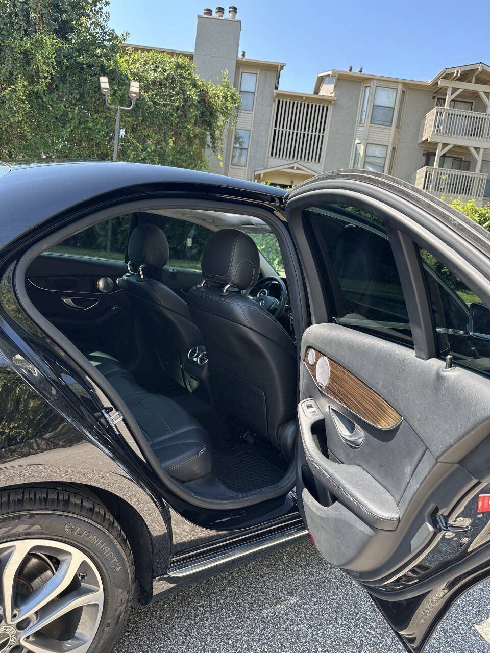 Used 2018 Mercedes-Benz C 300 4MATIC Sedan image 14