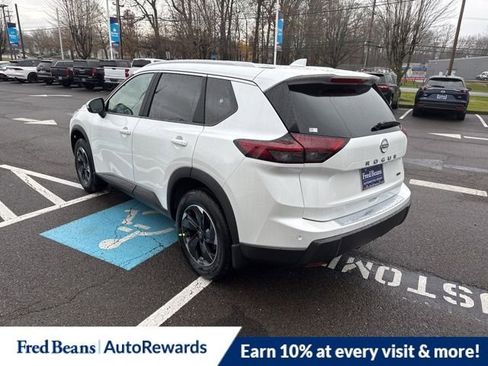 New 2026 Nissan Rogue SV w/ SV Premium Package image 5