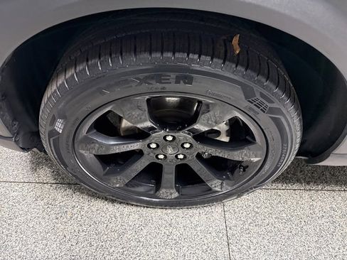 Used 2023 Ford Explorer ST-Line w/ Class IV Trailer Tow Package image 4