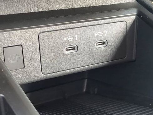 Certified 2026 Nissan Kicks SV FWD image 21