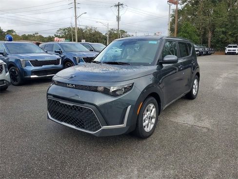 New 2025 Kia Soul LX image 4