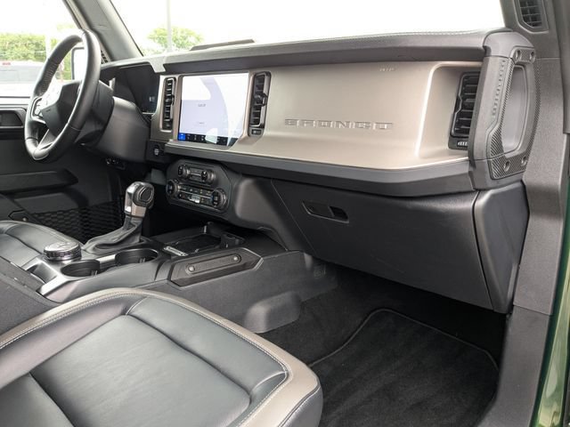 Used 2025 Ford Bronco Outer Banks AWD/4WD image 4
