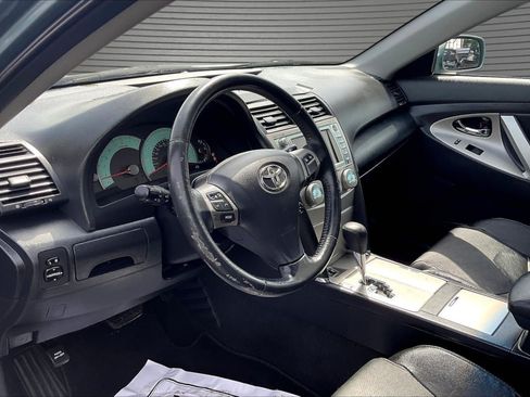 Used 2009 Toyota Camry SE FWD image 16