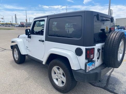 Used 2014 Jeep Wrangler Sport AWD/4WD image 6