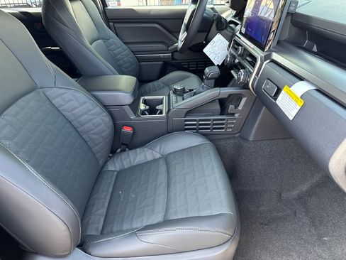 New 2026 Toyota 4Runner TRD Off-Road Premium AWD/4WD image 14