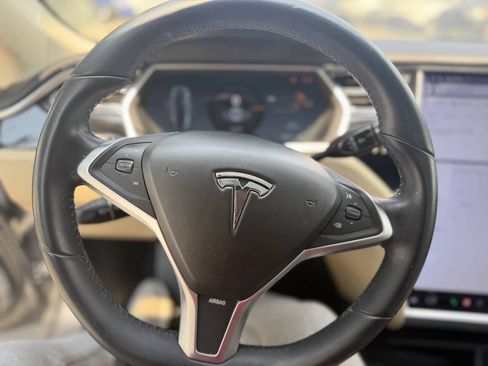 Used 2013 Tesla Model S RWD image 12