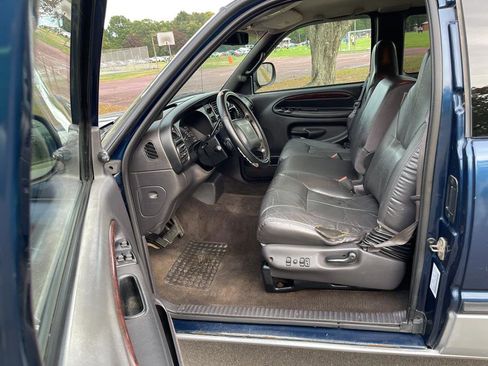 Used 2001 Dodge Ram 2500 Truck 2WD Quad Cab image 39