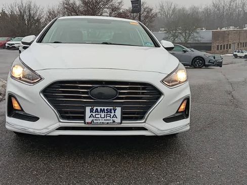 Used 2018 Hyundai Sonata SE w/ Cargo Package image 7