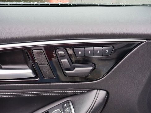 Used 2018 INFINITI QX30 Premium w/ Technology Package image 15