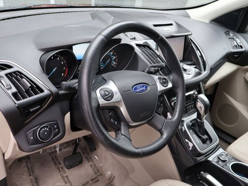 Used 2014 Ford Escape Titanium w/ Equipment Group 401A AWD/4WD image 13