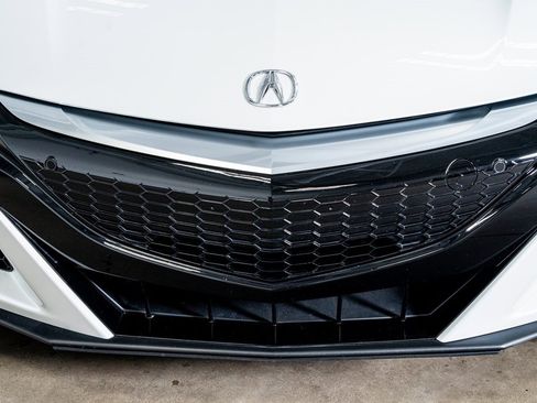 Used 2017 Acura NSX image 16