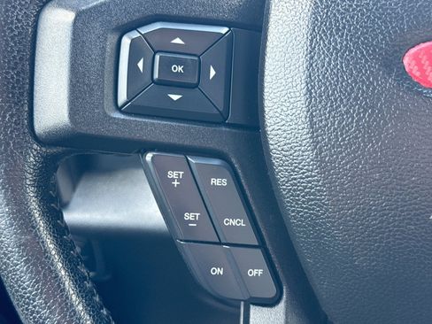 Used 2016 Ford F150 XLT w/ Equipment Group 302A Luxury AWD/4WD image 29