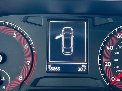 Used 2019 Volkswagen Jetta SE image 12