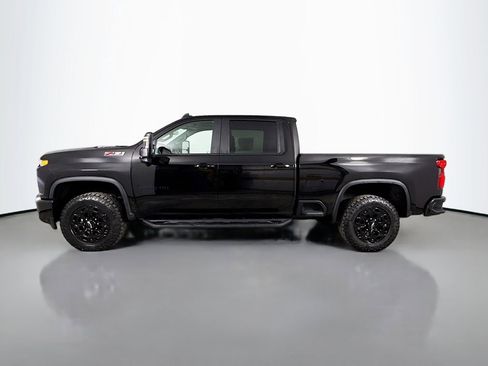 Used 2021 Chevrolet Silverado 2500 LTZ w/ LTZ Plus Package image 4