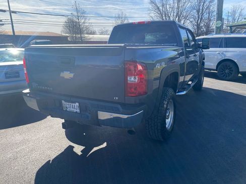 Used 2010 Chevrolet Silverado 2500 LT w/ Interior Plus Package image 5