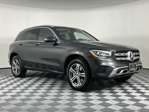 Certified 2021 Mercedes-Benz GLC 300 4MATIC image 2