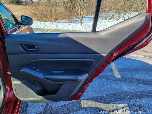 Used 2024 Nissan Altima 2.5 SV image 29