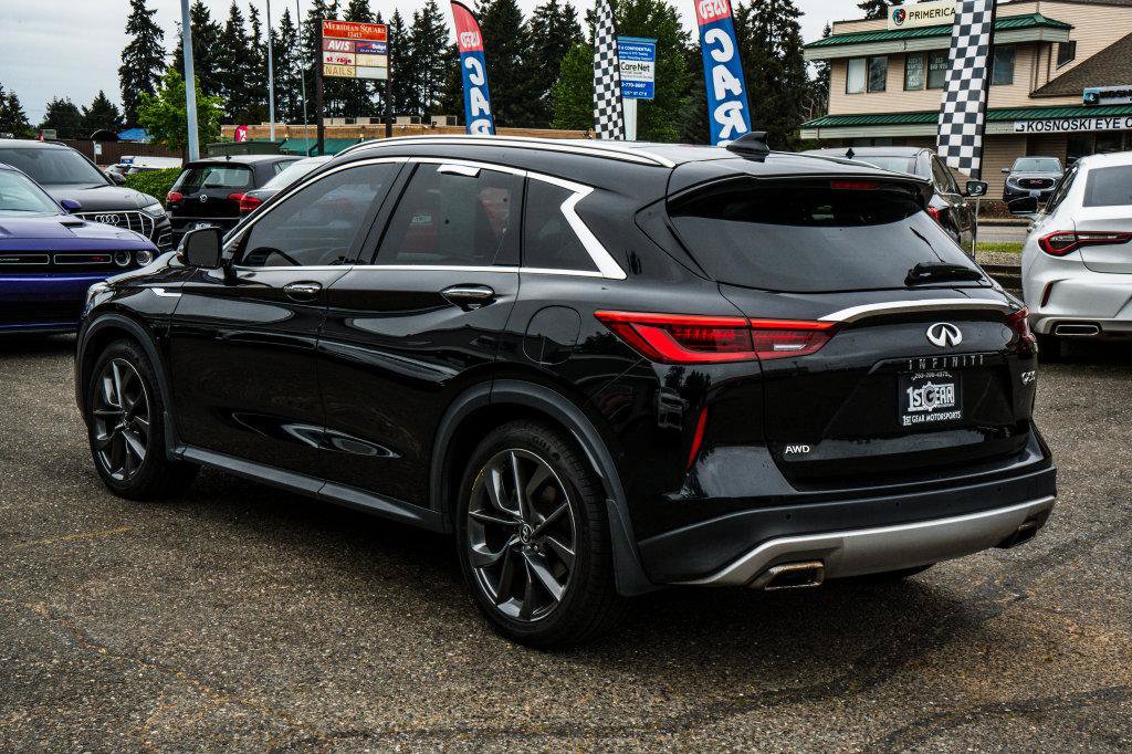 Used 2019 INFINITI QX50 Essential w/ Sensory Package AWD/4WD image 8