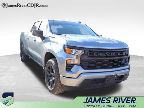 Used 2025 Chevrolet Silverado 1500 Custom w/ LPO, Dark Essentials Package AWD/4WD image 16