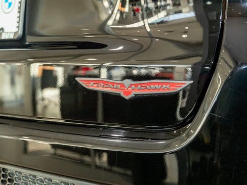 Used 2022 Jeep Compass Trailhawk w/ Trailhawk Elite Group image 10