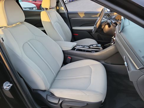 Certified 2023 Hyundai Sonata SEL w/ Convenience Package image 20