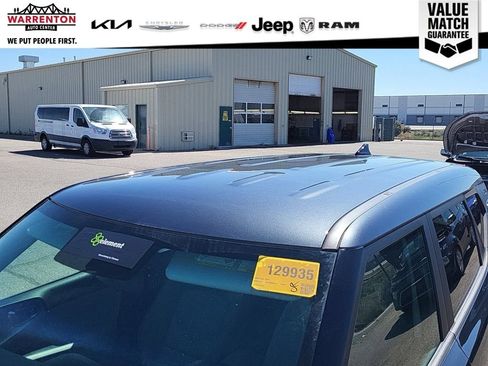 Used 2022 Kia Soul LX FWD image 25