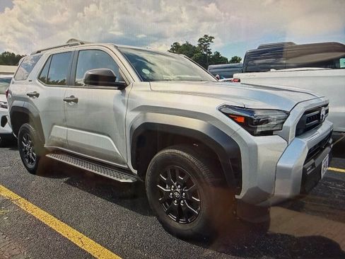 Used 2025 Toyota 4Runner SR5 AWD/4WD image 1